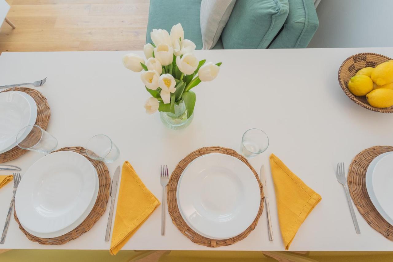 A Step From The Lake Apartment By Rent All Como Eksteriør bilde