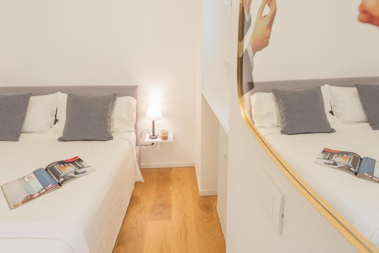 A Step From The Lake Apartment By Rent All Como Eksteriør bilde